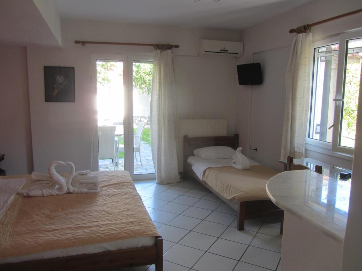 Xristina Studios Vasiliki  Ngoại thất bức ảnh