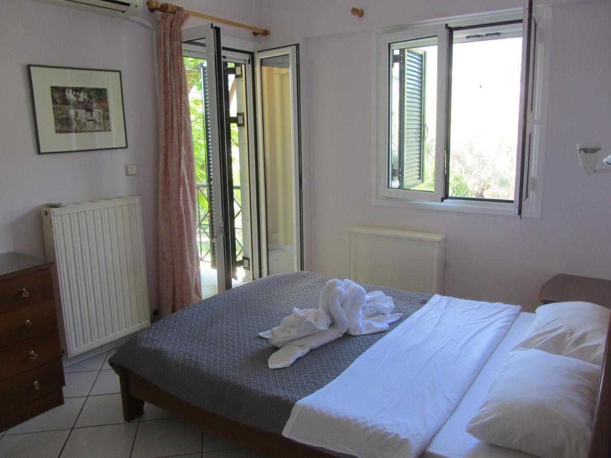 Xristina Studios Vasiliki  Ngoại thất bức ảnh
