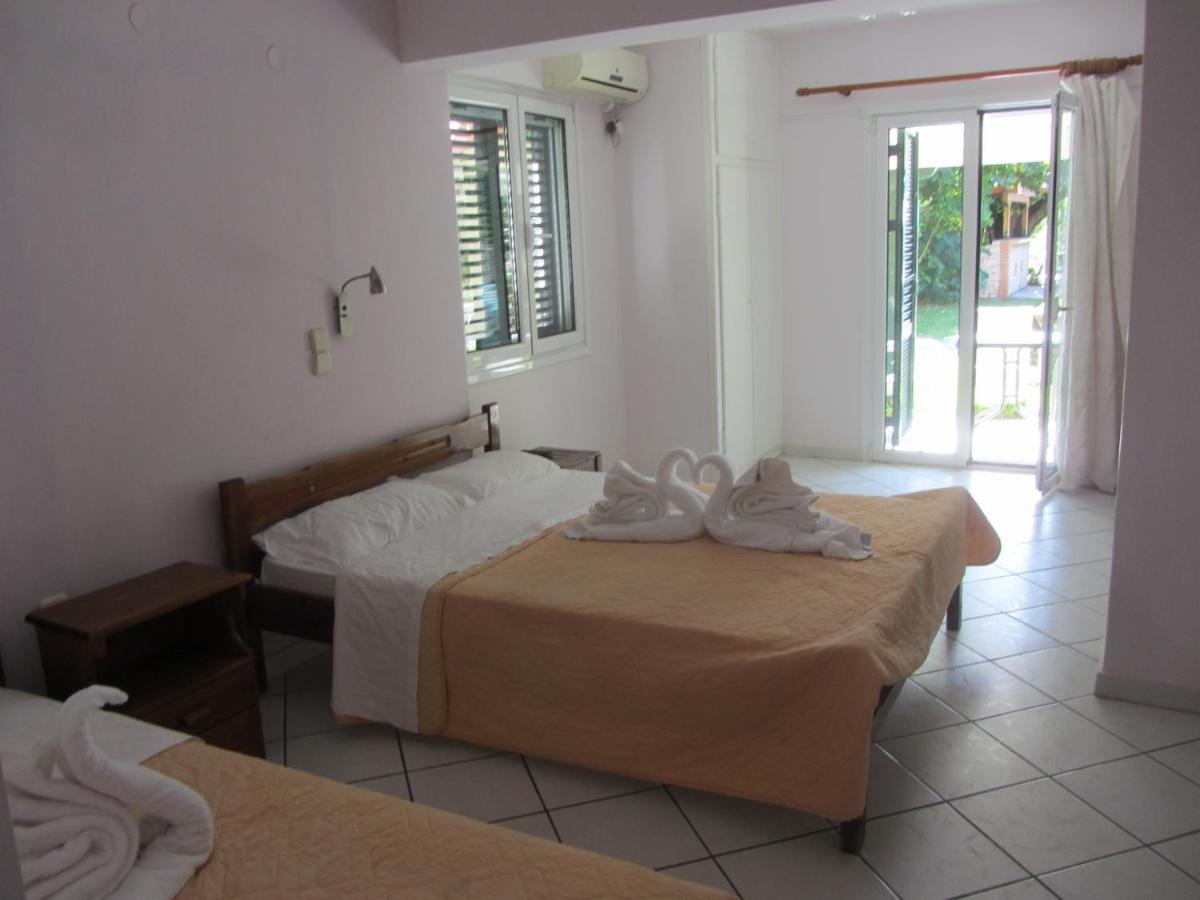 Xristina Studios Vasiliki  Ngoại thất bức ảnh