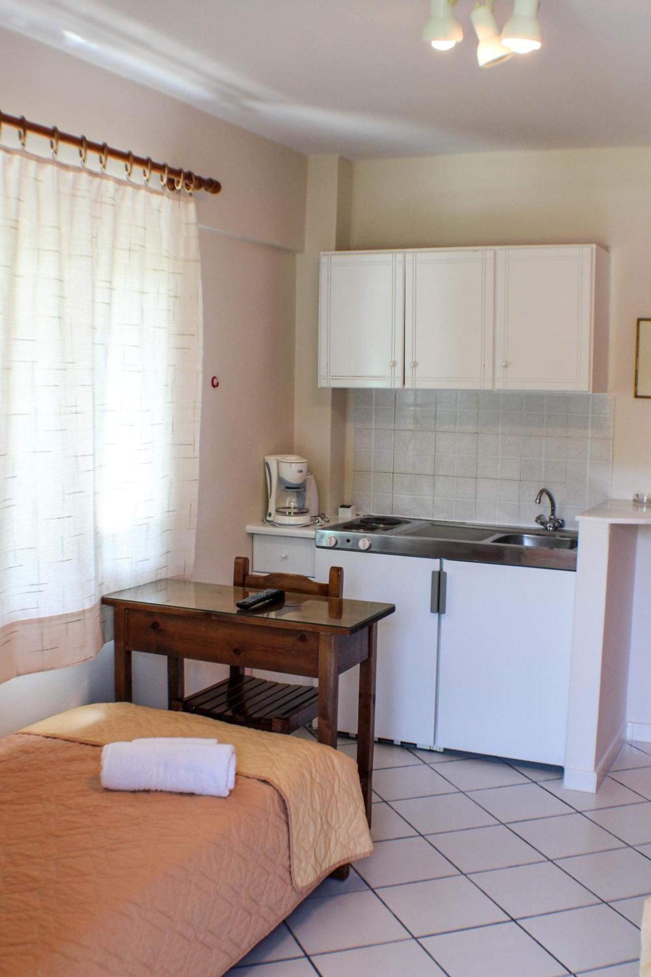 Xristina Studios Vasiliki  Ngoại thất bức ảnh