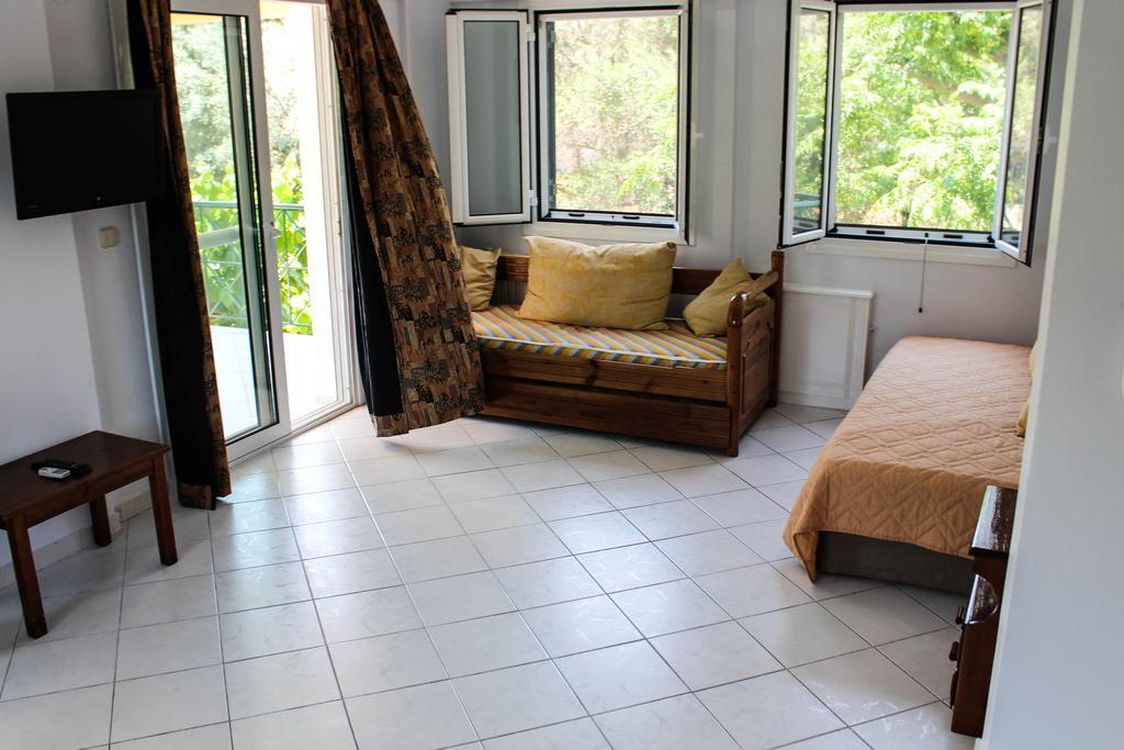 Xristina Studios Vasiliki  Ngoại thất bức ảnh